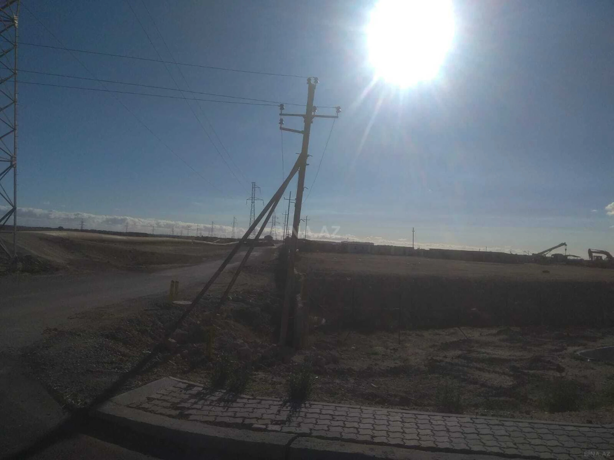 Satılır torpaq sahəsi 553 m²