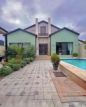 Kirayə verilir 4 otaqlı həyət evi 240 m²