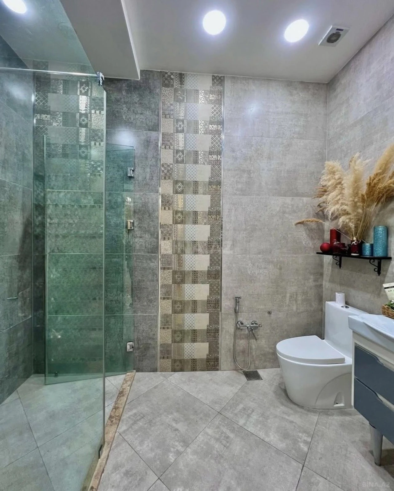 Kirayə verilir 4 otaqlı həyət evi 240 m²