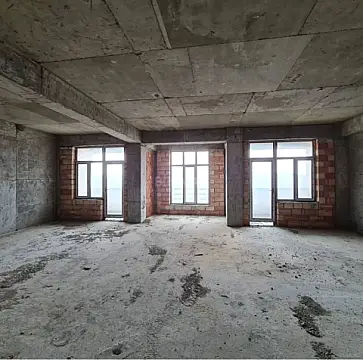 Satılır 3 otaqlı mənzil 124 m²