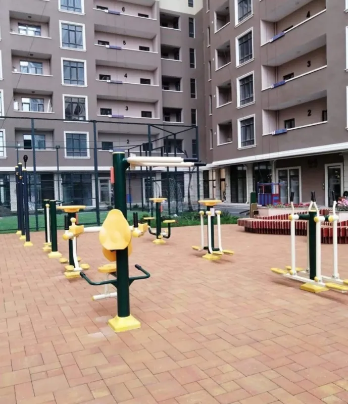 Satılır 3 otaqlı mənzil 124 m²