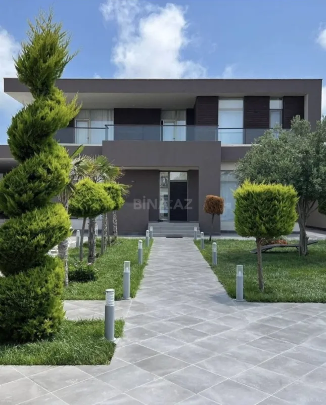 Kirayə verilir 6 otaqlı həyət evi 450 m²