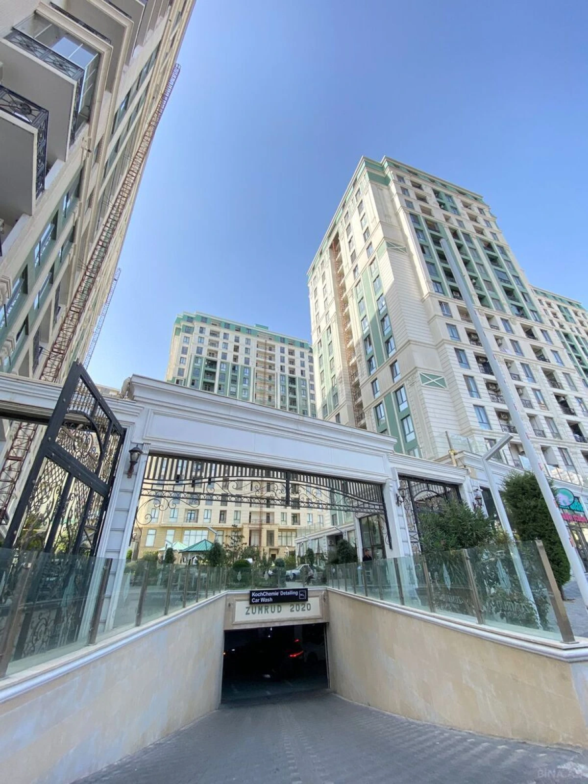 Kirayə verilir 2 otaqlı mənzil 80 m²