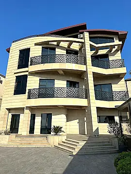 Satılır 10 otaqlı həyət evi 800 m² — Bakı, 9-cu mikrorayon 10 otaq 800.00 m²