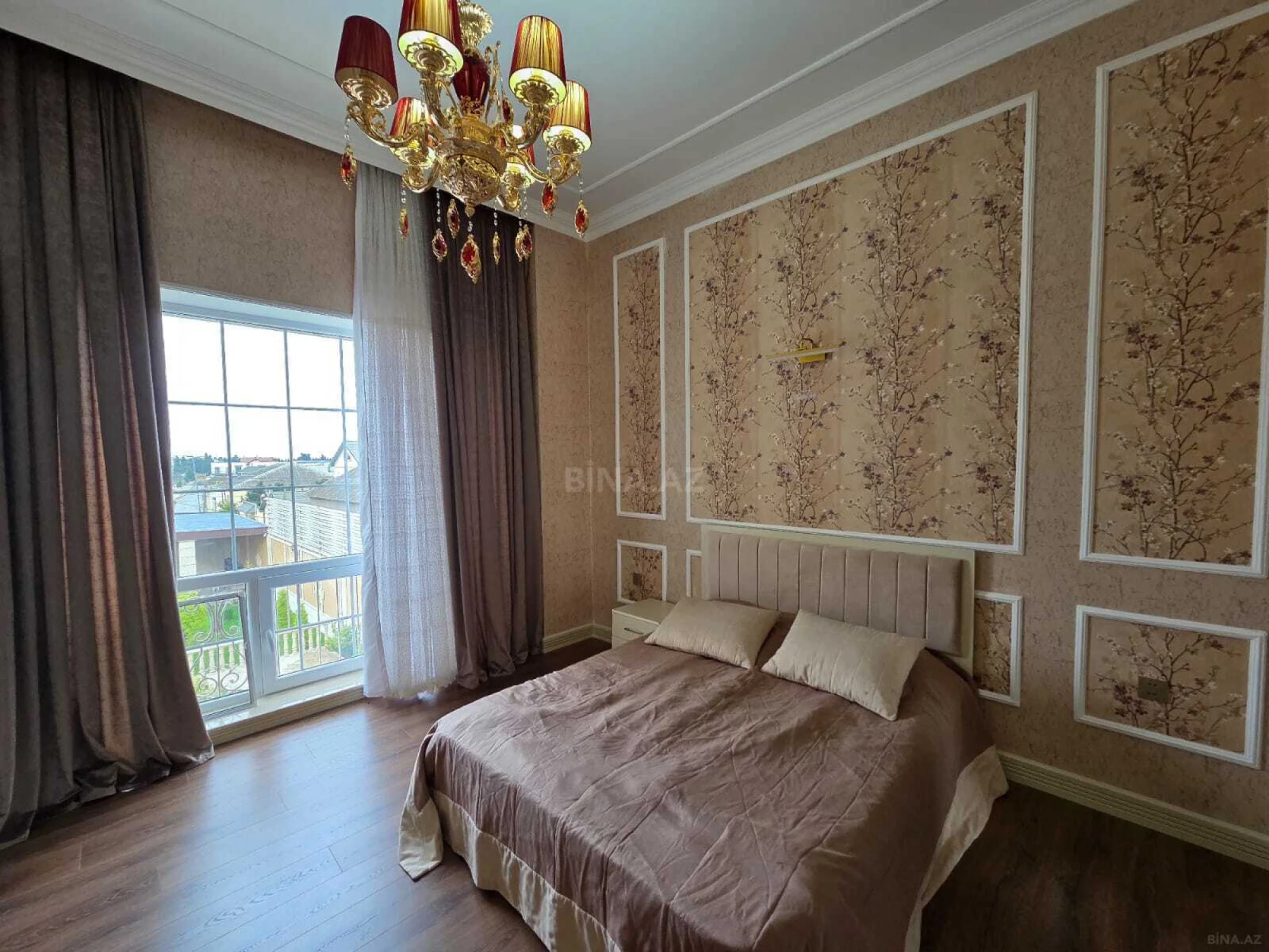 Kirayə verilir 5 otaqlı həyət evi 350 m²