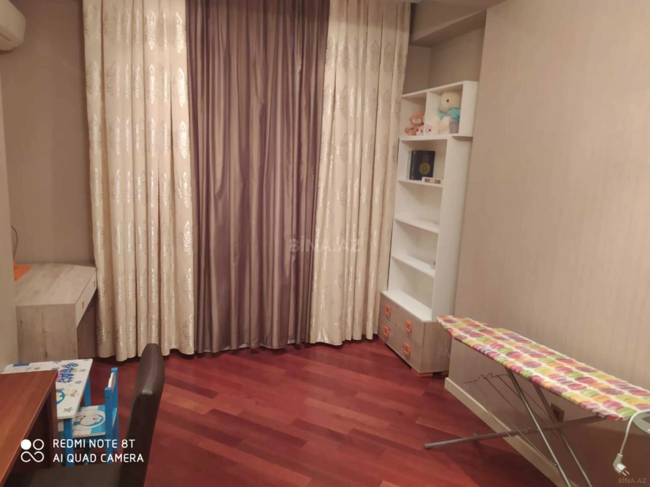 Kirayə verilir 3 otaqlı mənzil 150 m²