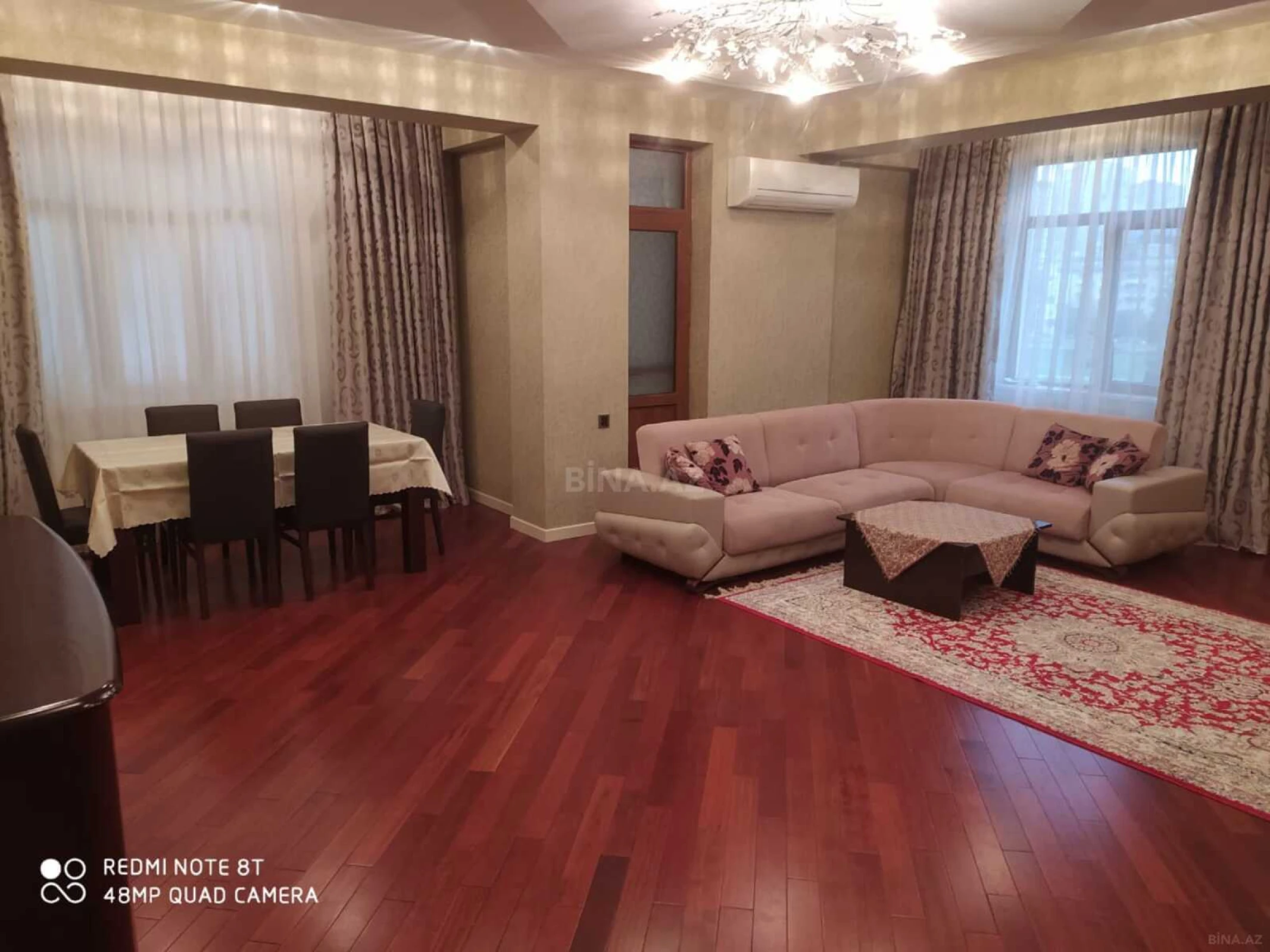 Kirayə verilir 3 otaqlı mənzil 150 m²