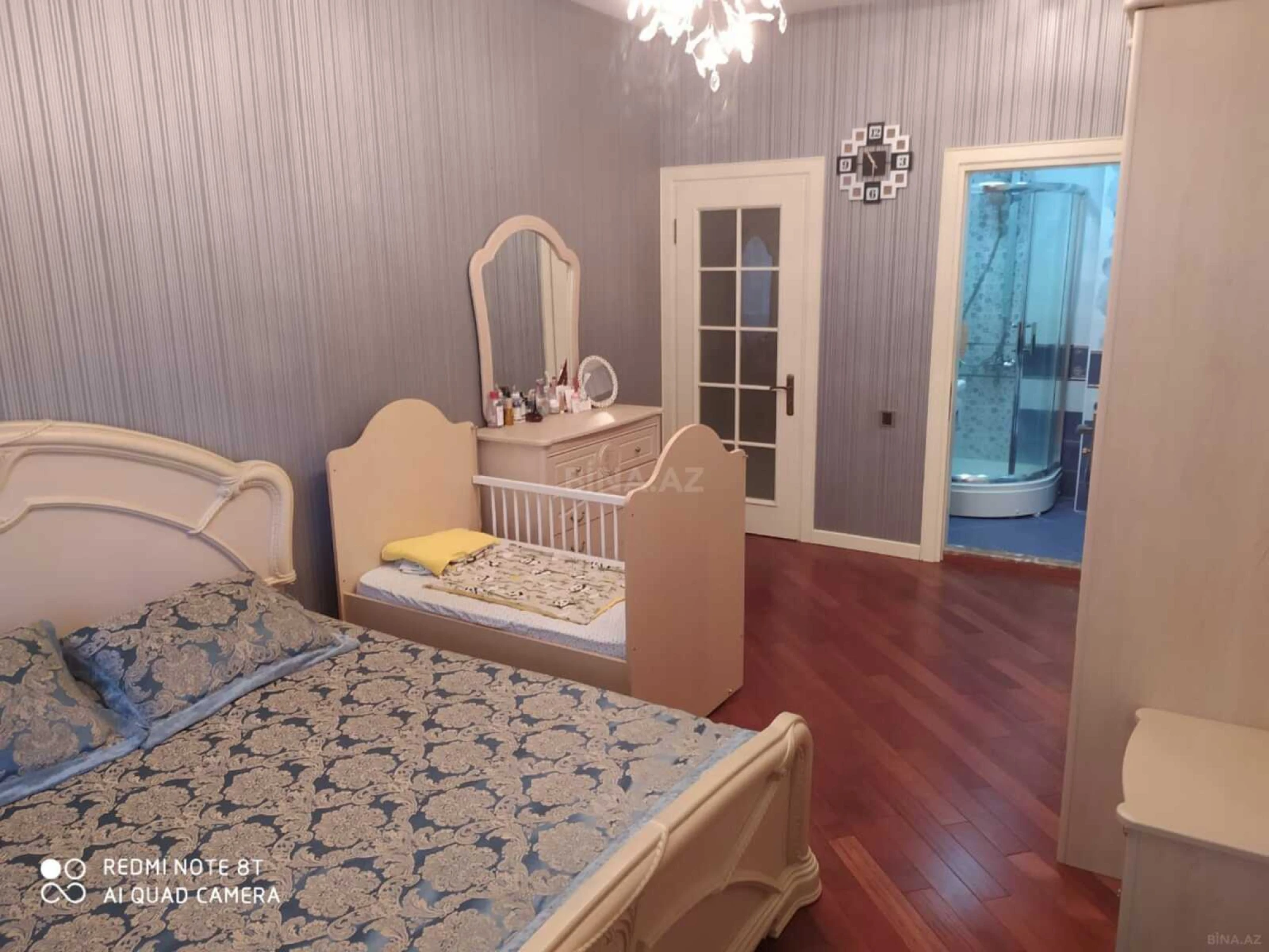 Kirayə verilir 3 otaqlı mənzil 150 m²