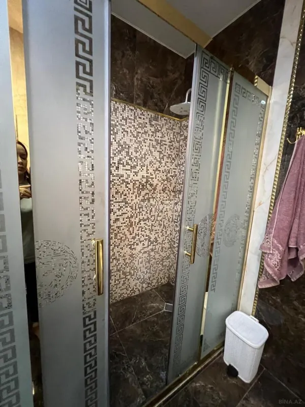 Kirayə verilir 3 otaqlı mənzil 110 m²