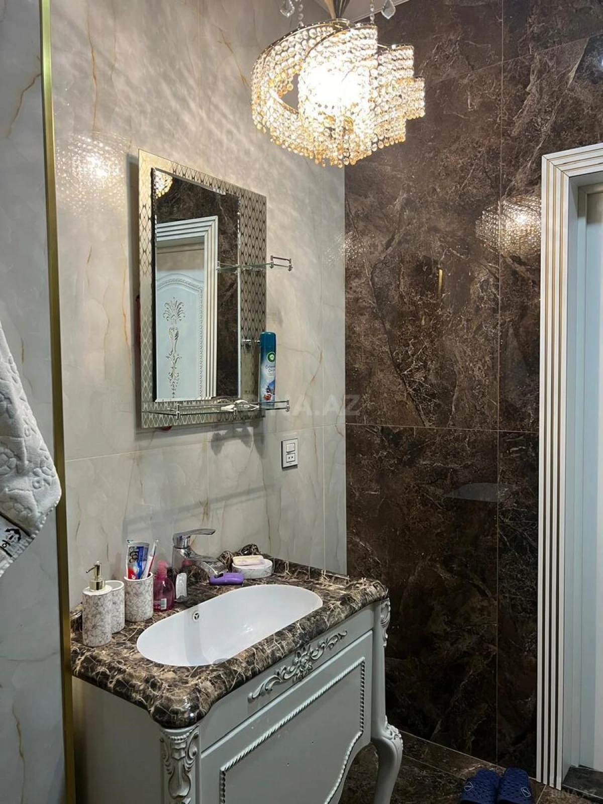 Kirayə verilir 3 otaqlı mənzil 110 m²