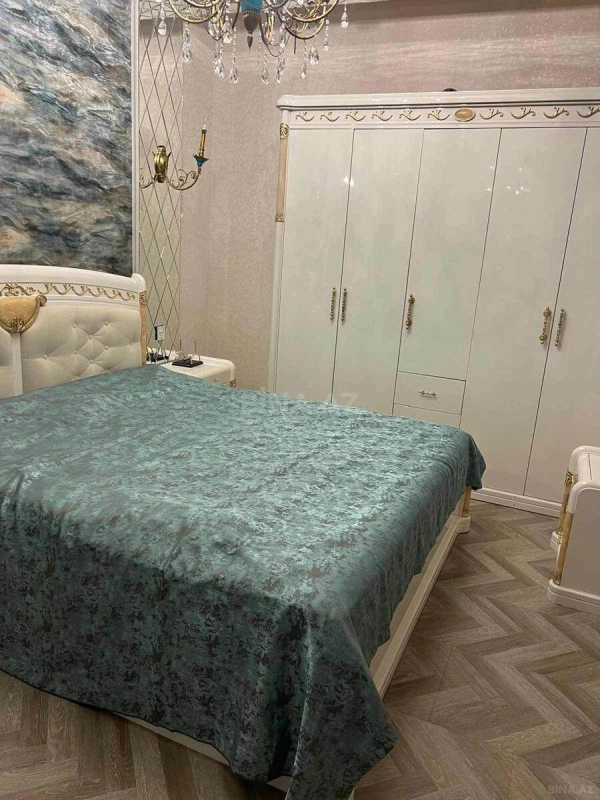 Kirayə verilir 3 otaqlı mənzil 110 m²