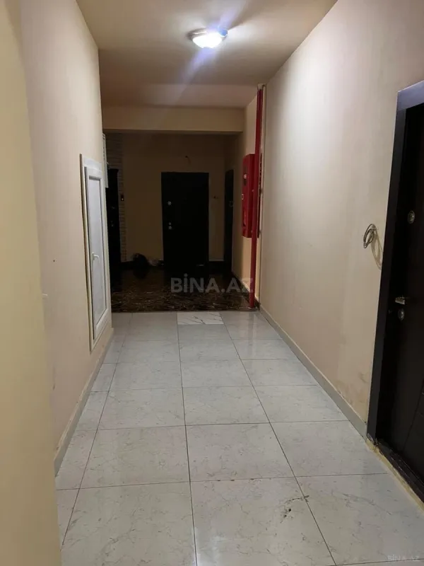 Satılır 3 otaqlı mənzil 152 m²