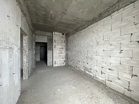 Satılır 4 otaqlı mənzil 200 m²