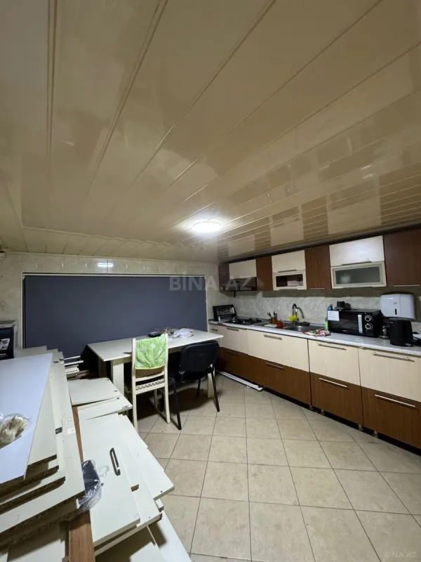 Satılır obyekt 330 m²