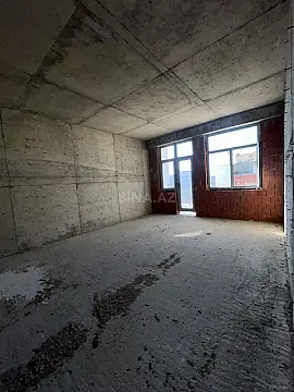 Satılır 4 otaqlı mənzil 220 m²