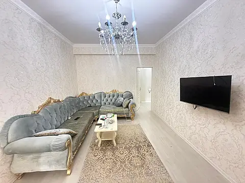Kirayə verilir 2 otaqlı mənzil 60 m²