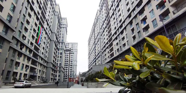 Kirayə verilir 2 otaqlı mənzil 60 m²