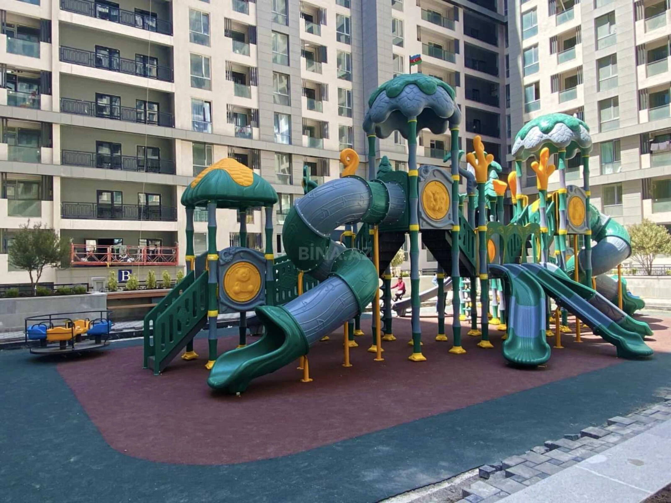 Kirayə verilir 2 otaqlı mənzil 60 m²