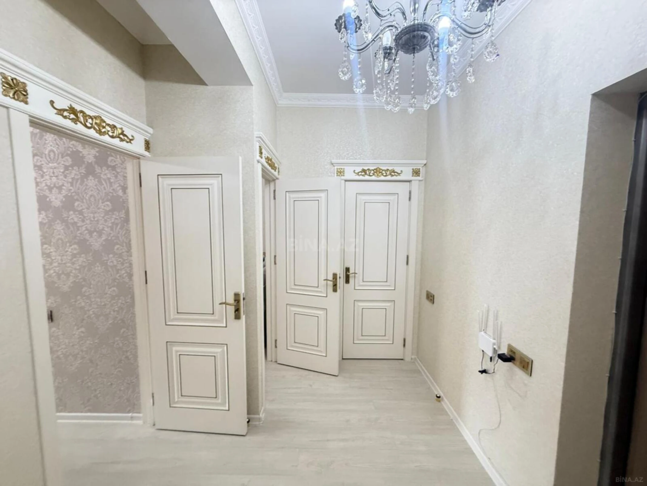 Kirayə verilir 2 otaqlı mənzil 60 m²