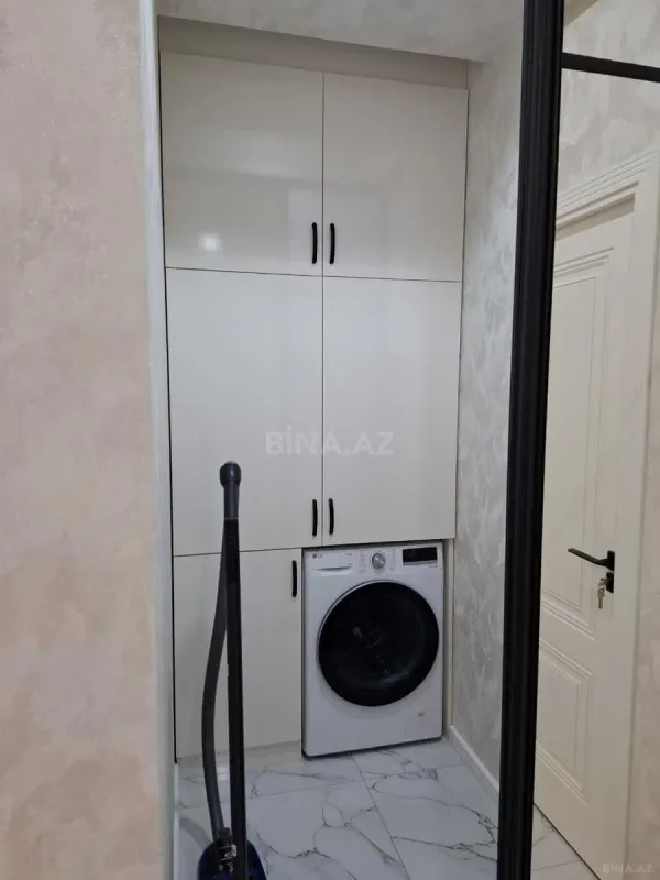 Kirayə verilir 2 otaqlı mənzil 95 m²