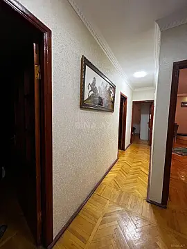 Satılır 5 otaqlı mənzil 110 m²