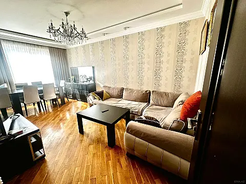 Satılır 3 otaqlı mənzil 78 m²