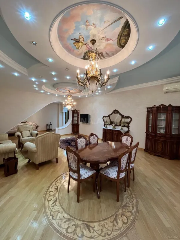 Kirayə verilir 4 otaqlı mənzil 200 m²