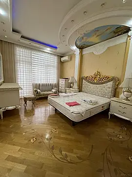 Kirayə verilir 4 otaqlı mənzil 200 m²