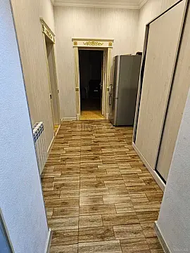 Satılır 5 otaqlı həyət evi 300 m²