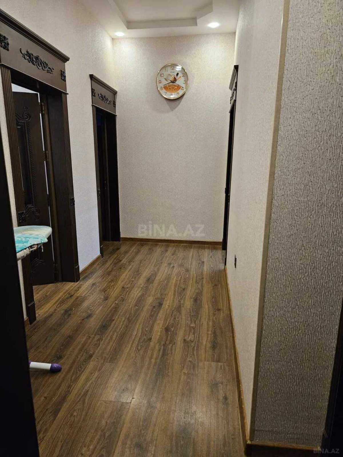 Satılır 5 otaqlı həyət evi 300 m²