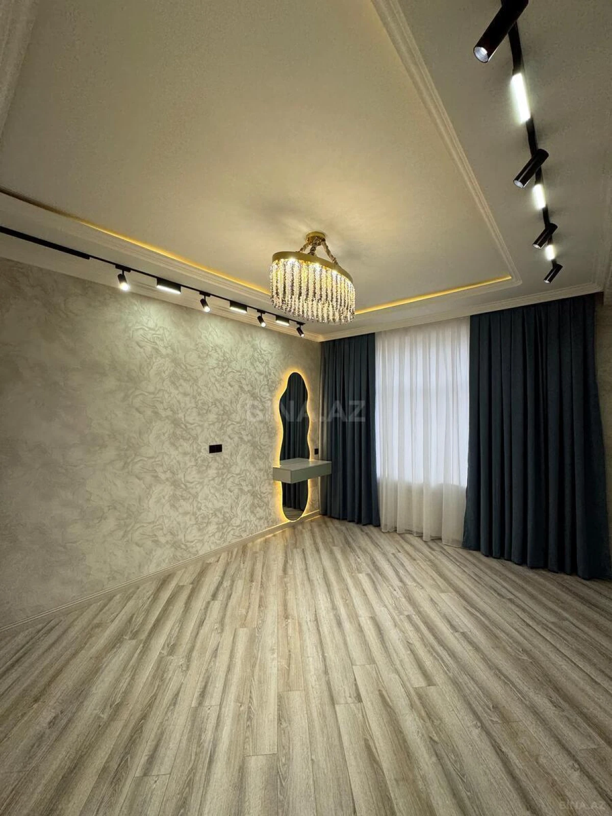 Satılır 3 otaqlı mənzil 86 m²