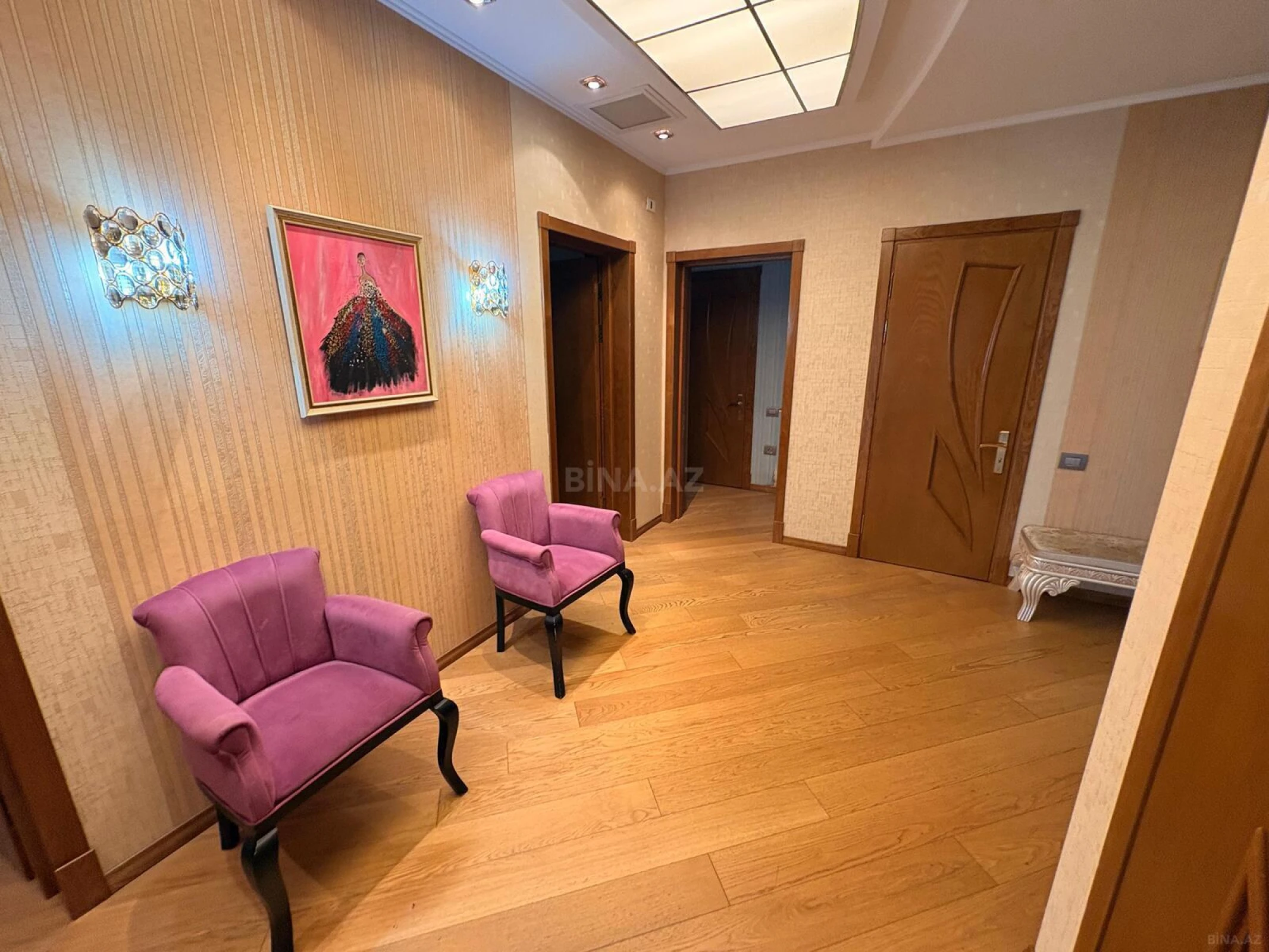 Satılır 4 otaqlı mənzil 170 m²