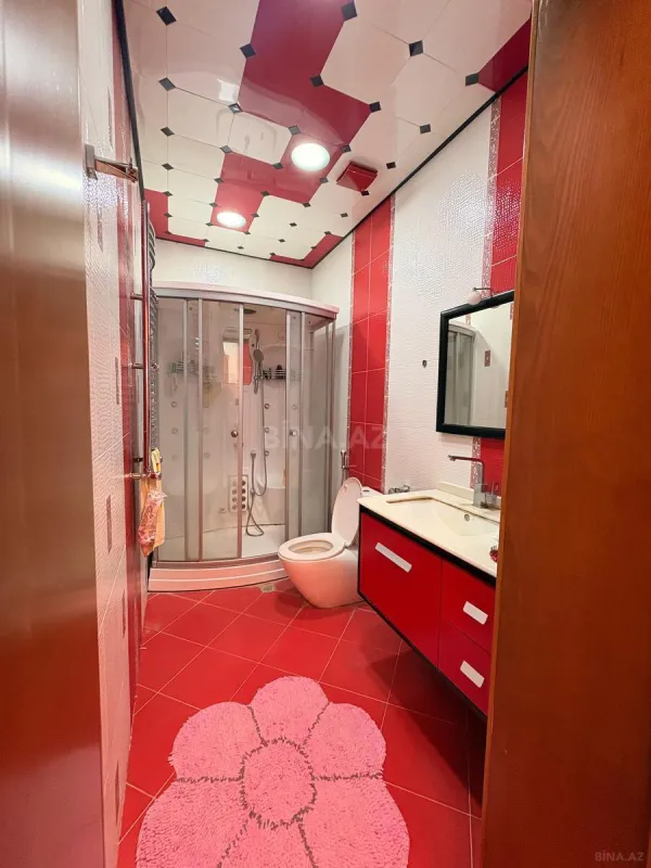 Satılır 4 otaqlı mənzil 170 m²