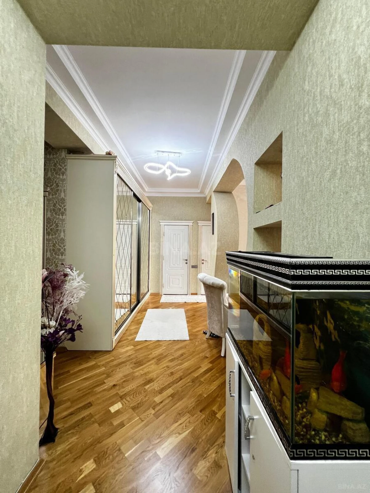 Satılır 3 otaqlı mənzil 110 m²