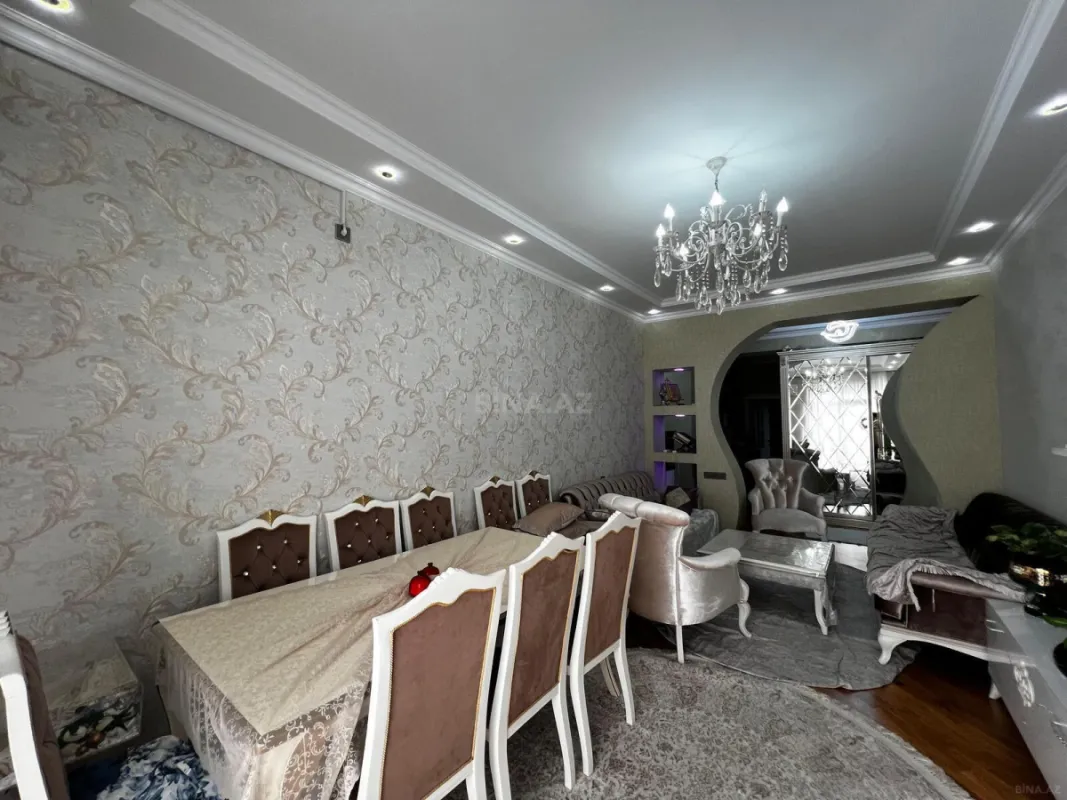 Satılır 3 otaqlı mənzil 110 m²