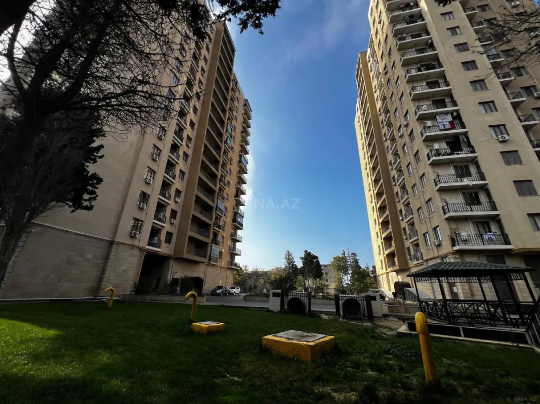 Satılır 3 otaqlı mənzil 110 m²