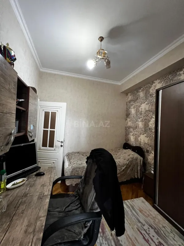 Satılır 3 otaqlı mənzil 110 m²