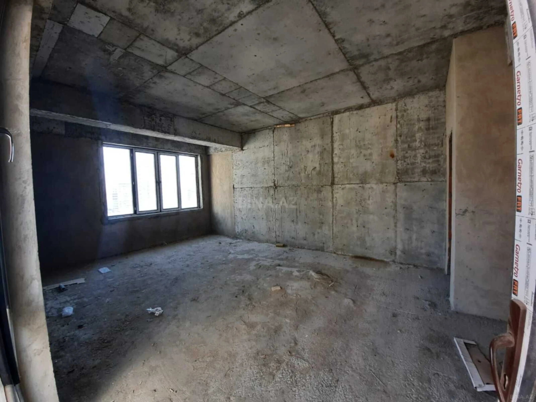 Satılır 2 otaqlı mənzil 145 m²