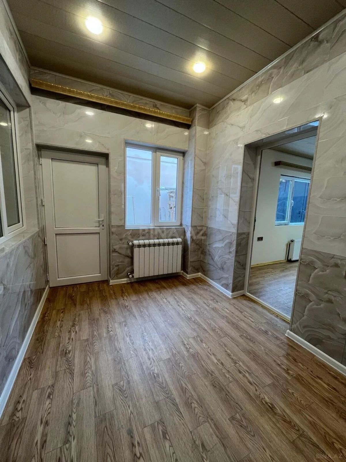 Kirayə verilir 8 otaqlı ofis 235 m²