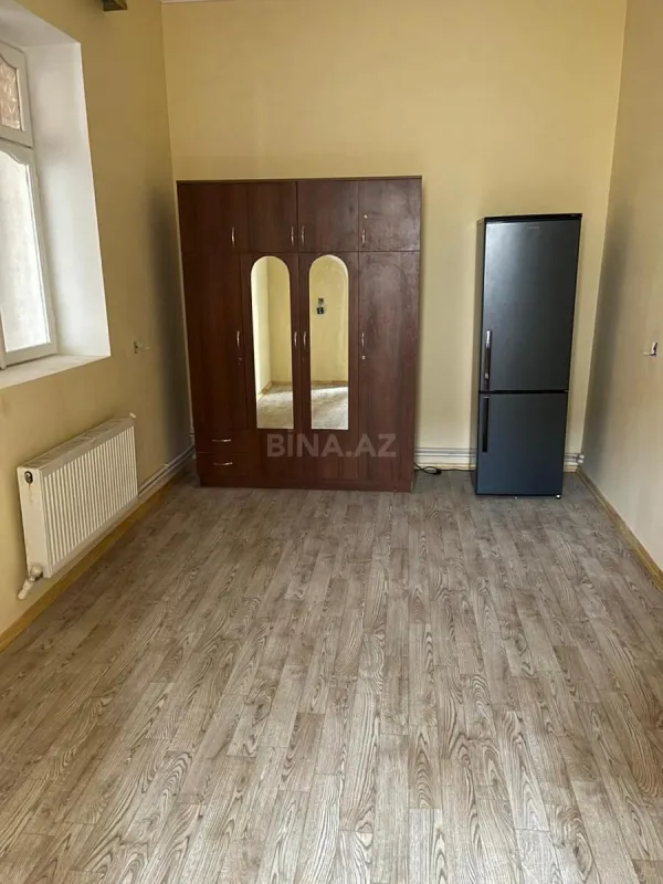 Kirayə verilir 8 otaqlı ofis 235 m²