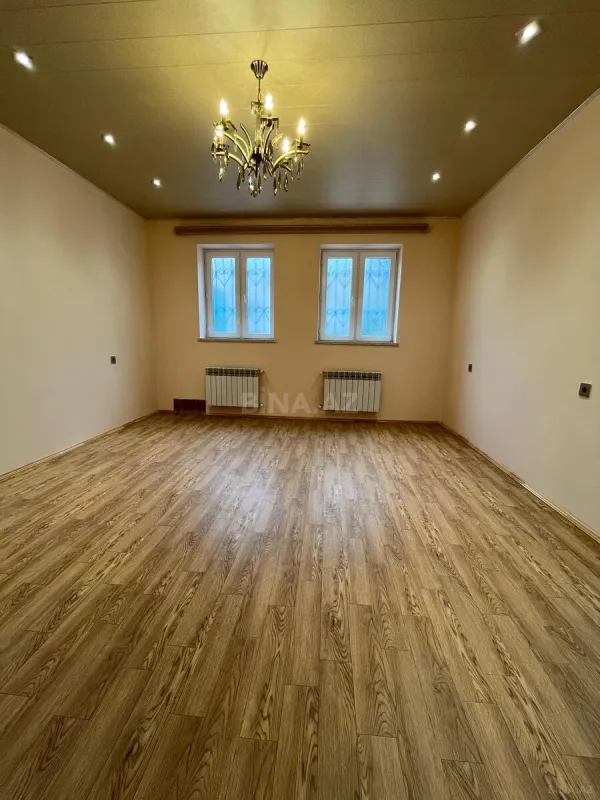 Kirayə verilir 8 otaqlı ofis 235 m²