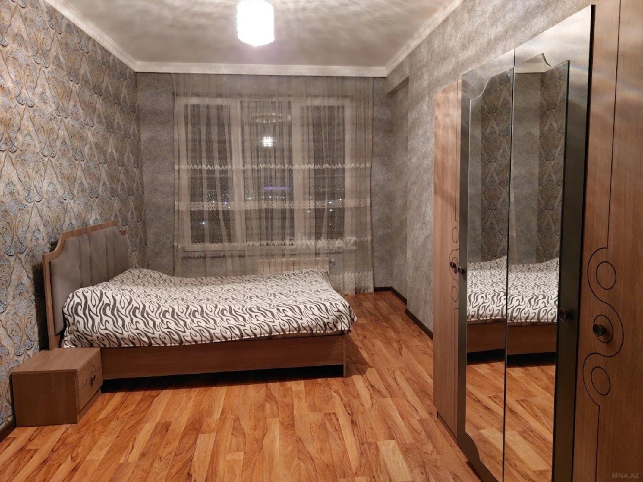 Kirayə verilir 3 otaqlı mənzil 100 m²