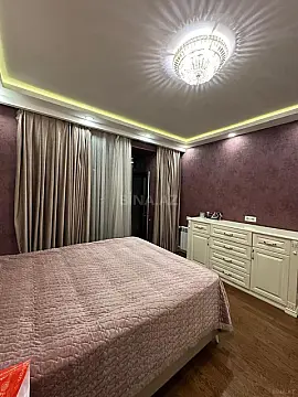 Satılır 2 otaqlı mənzil 106 m²