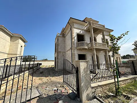 Satılır 10 otaqlı həyət evi 430 m² — Bakı, Nardaran 10 otaq 430.00 m²