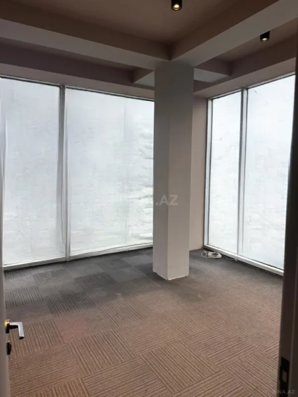 Kirayə verilir 9 otaqlı ofis 600 m²