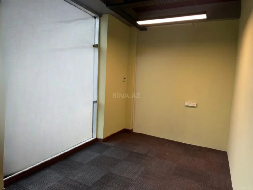 Kirayə verilir 9 otaqlı ofis 600 m²