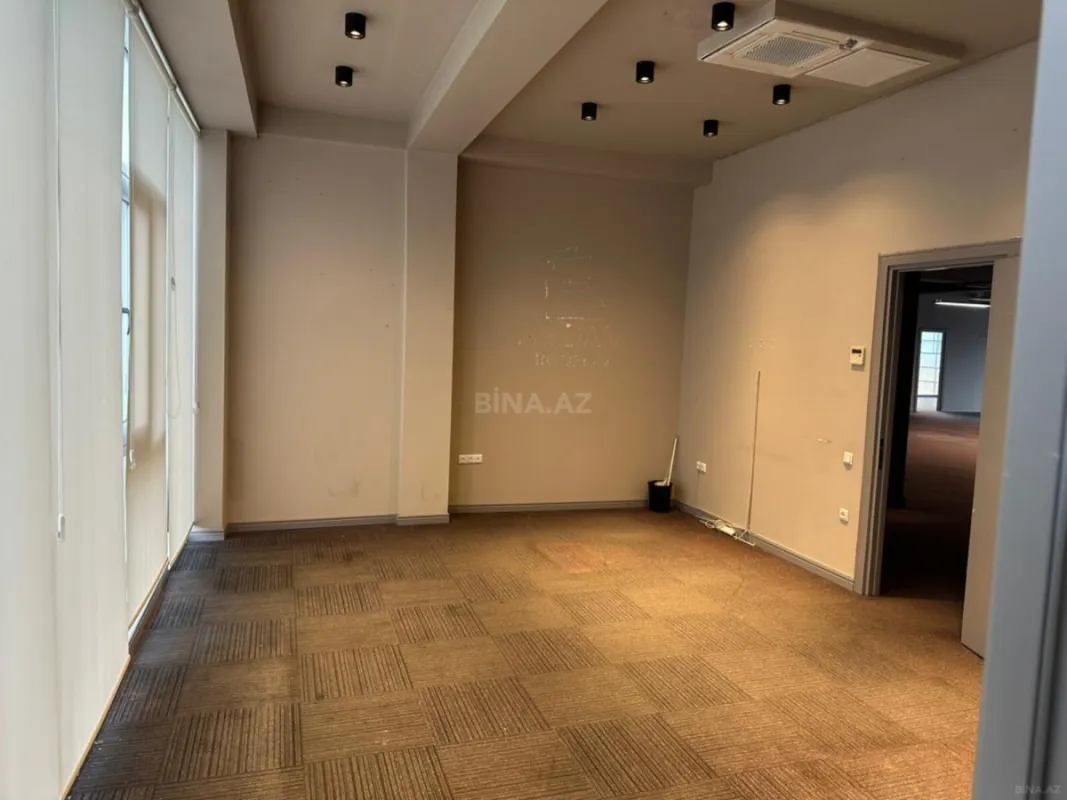 Kirayə verilir 9 otaqlı ofis 600 m²