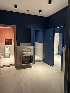 Kirayə verilir 9 otaqlı ofis 600 m²