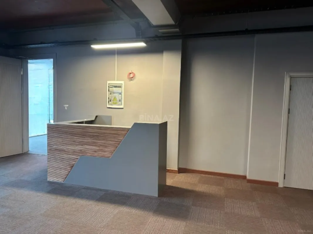 Kirayə verilir 9 otaqlı ofis 600 m²