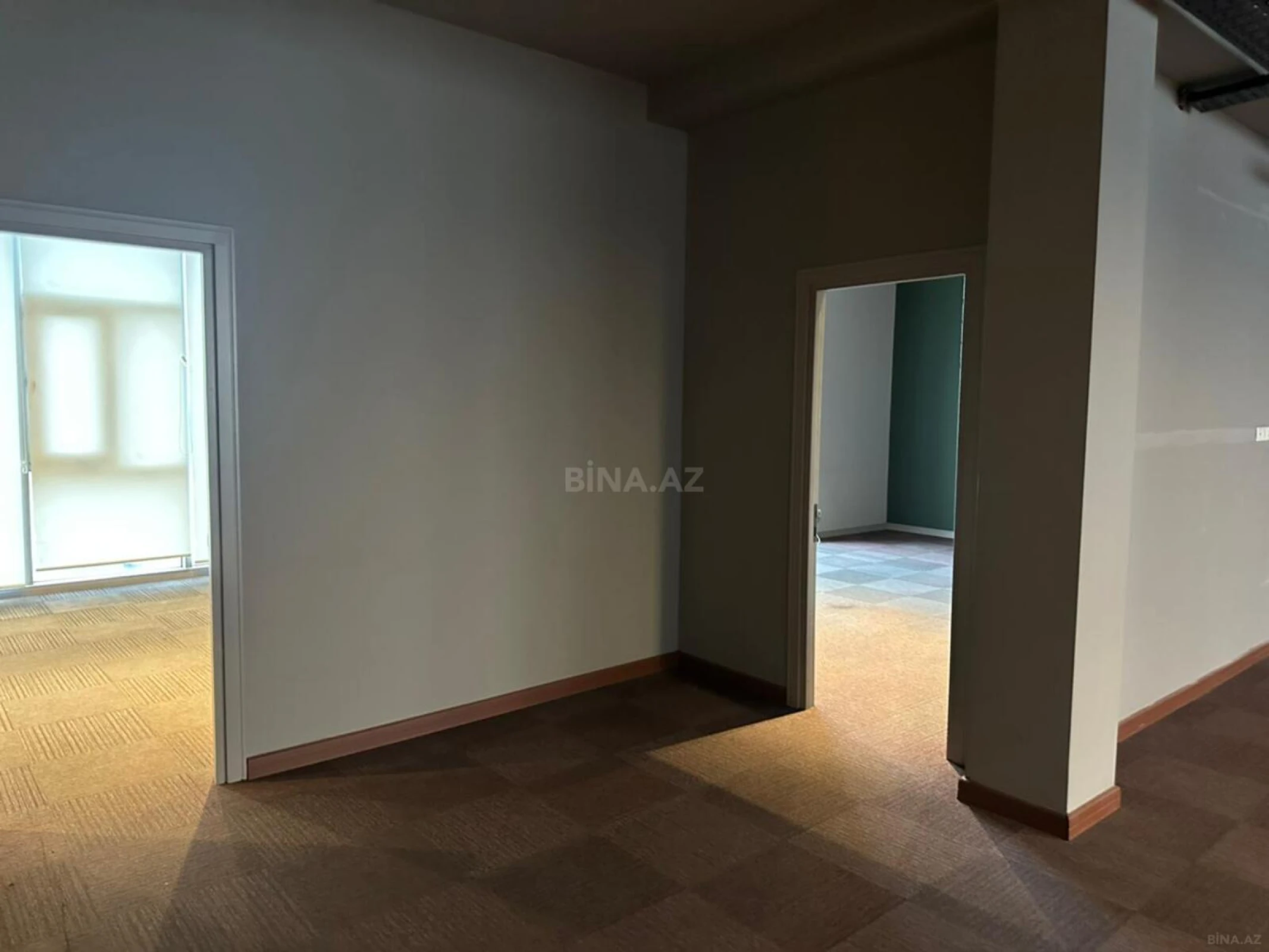 Kirayə verilir 9 otaqlı ofis 600 m²